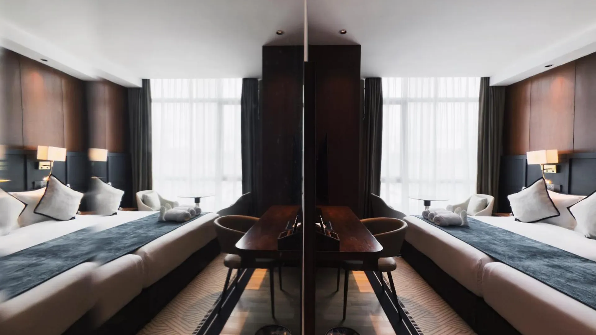 Moon Hotel George Town
