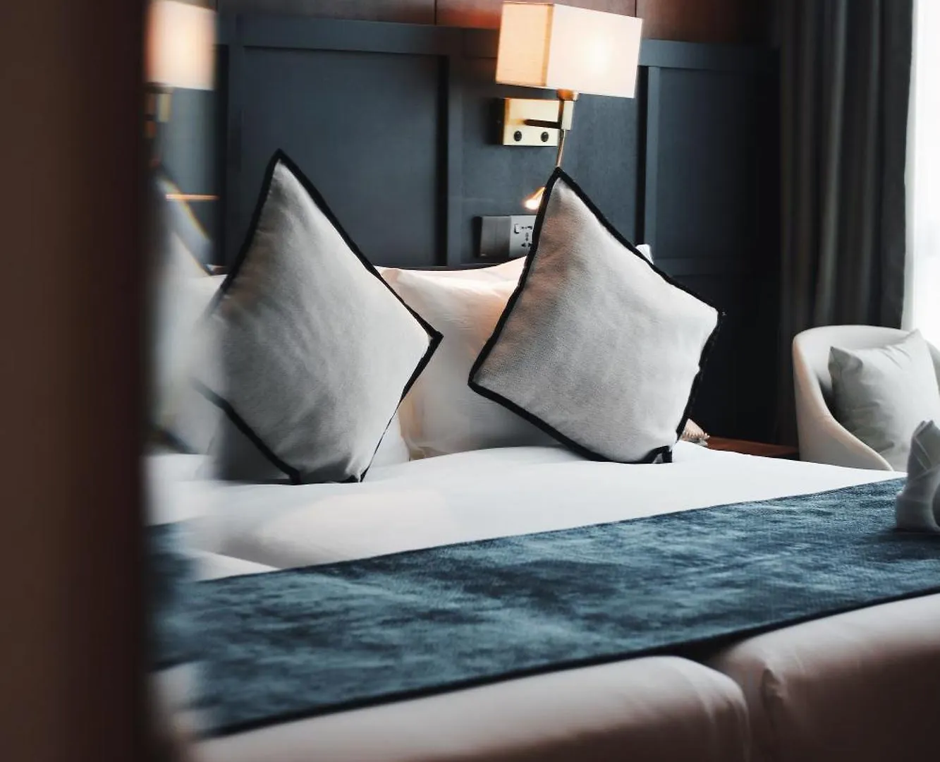 Moon Hotel George Town